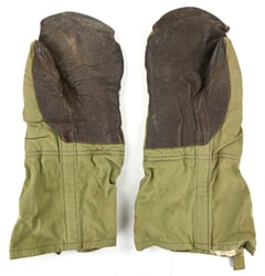 USAAF WW2 Type-12 Arctic flying mittens.