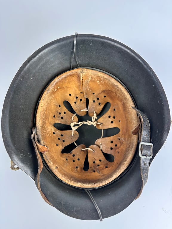 M42 helmet with orginal "Tarnnetz"