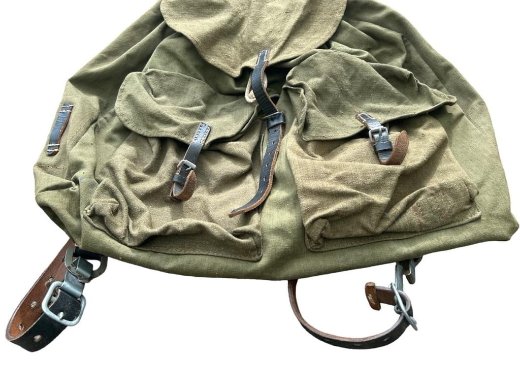 WH/SS Rucksack/Backpack in Unissued Condition