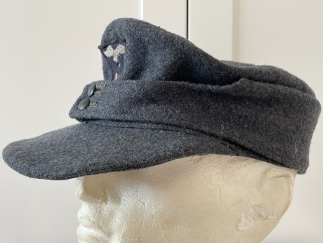 GERMAN WWII LUFTWAFFE M43 CAP DATED 1944.