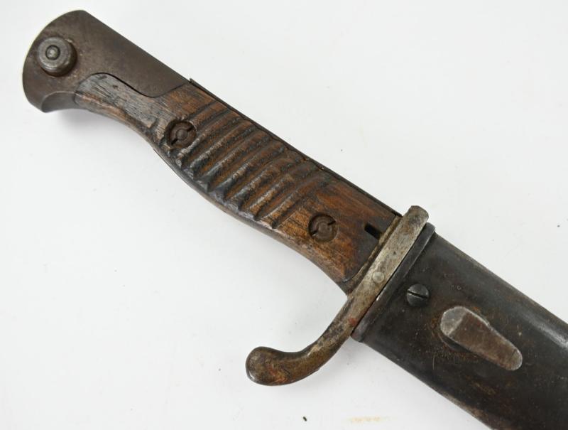 German WW1 M-1898/05 Bayonet with Scabbard