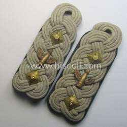 Pair of WH (KM ie. 'Küsten-Artillerie') 'cyphered' officers'-type...