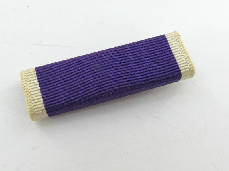 US WWII Purple Heart in case