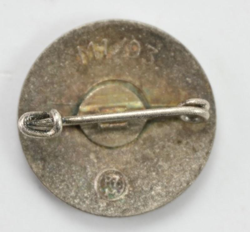 German NSDAP Party Member Badge 'M1/93'
