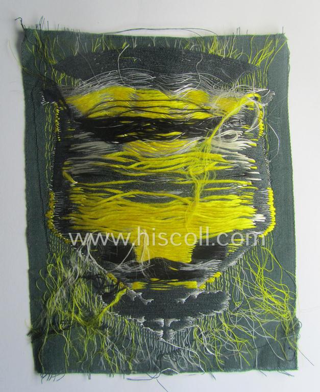 WH (Heeres), flat-wire- (ie. 'BeVo'-) woven 'Ärmelabzeichen für Fahnenträger des Heeres' as was intended for a soldier (ie. NCO) who served within a: 'Nachrichten'-unit