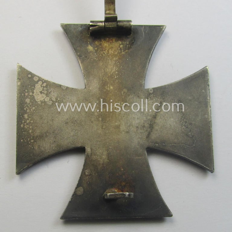 'Eisernes Kreuz 1. Klasse' being a non-maker-marked example by: 'Otto Schickle'