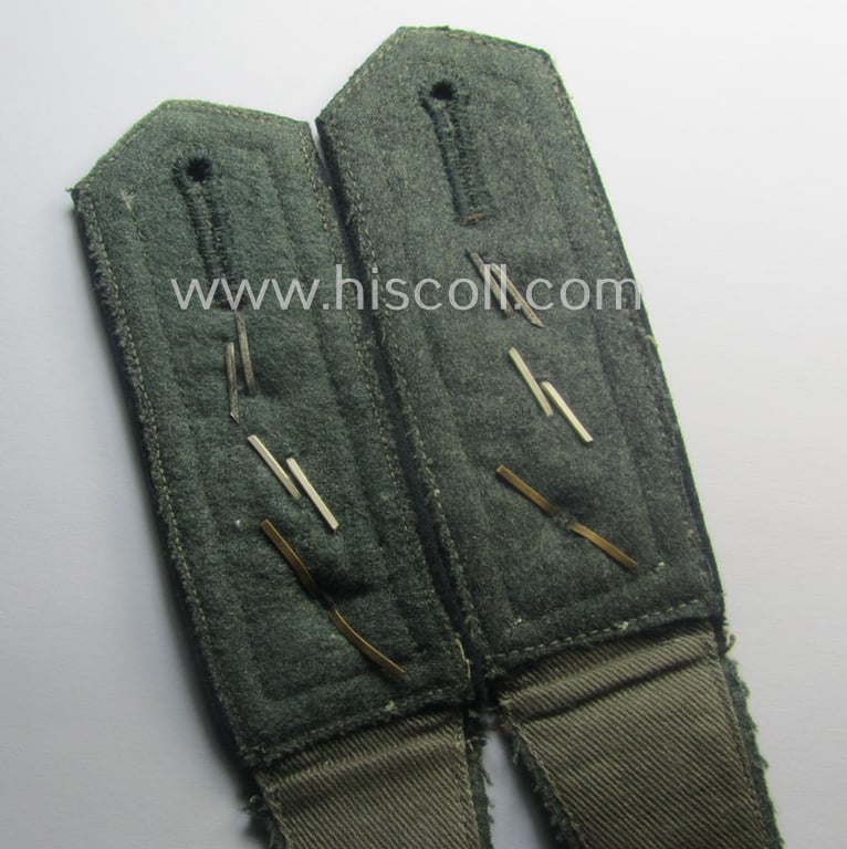 Pair of WH (Heeres) NCO-type (ie. 'M36- o. M40'-pattern- and/or 'pointed-styled'), neatly 'cyphered' shoulderstraps as was intended for usage by a: 'Feldwebel des Panzerjäger-Abtlgs. 3'