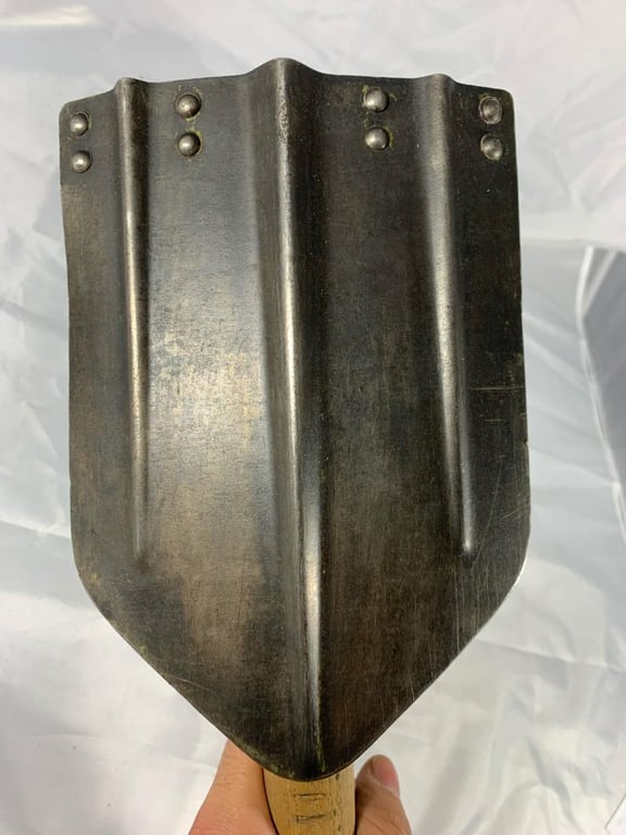 German Folding Shovel with Carrying Case, 1st Model -1941-