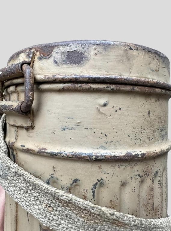 WH (HEER) Tan Painted Gasmask Canister