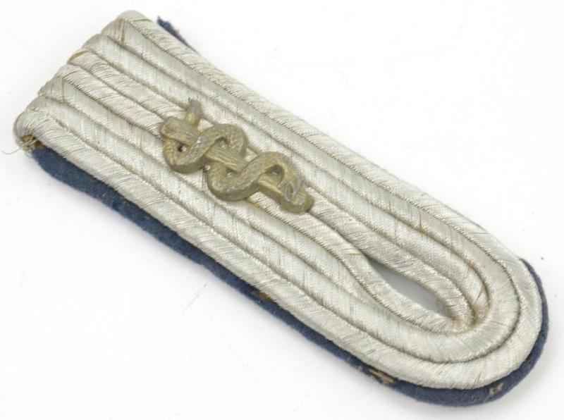 German WH Single Medic Shoulderboard
