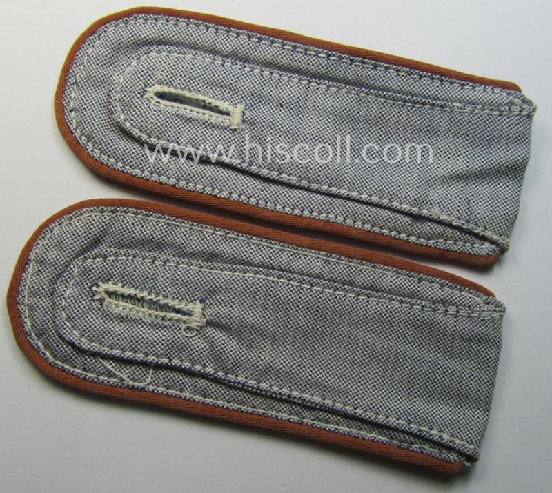 Pair of WH (LW) 'summer-style' EM-type shoulderstraps (as especifically intended for usage on the: 'blau-mellierter-Hemden') (ie. summer-shirts) as was intended for a: 'Soldat der LW-Nachrichten-Trpn.'