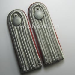 Pair of WH (Luftwaffe) officers'-type shoulderboards as was...