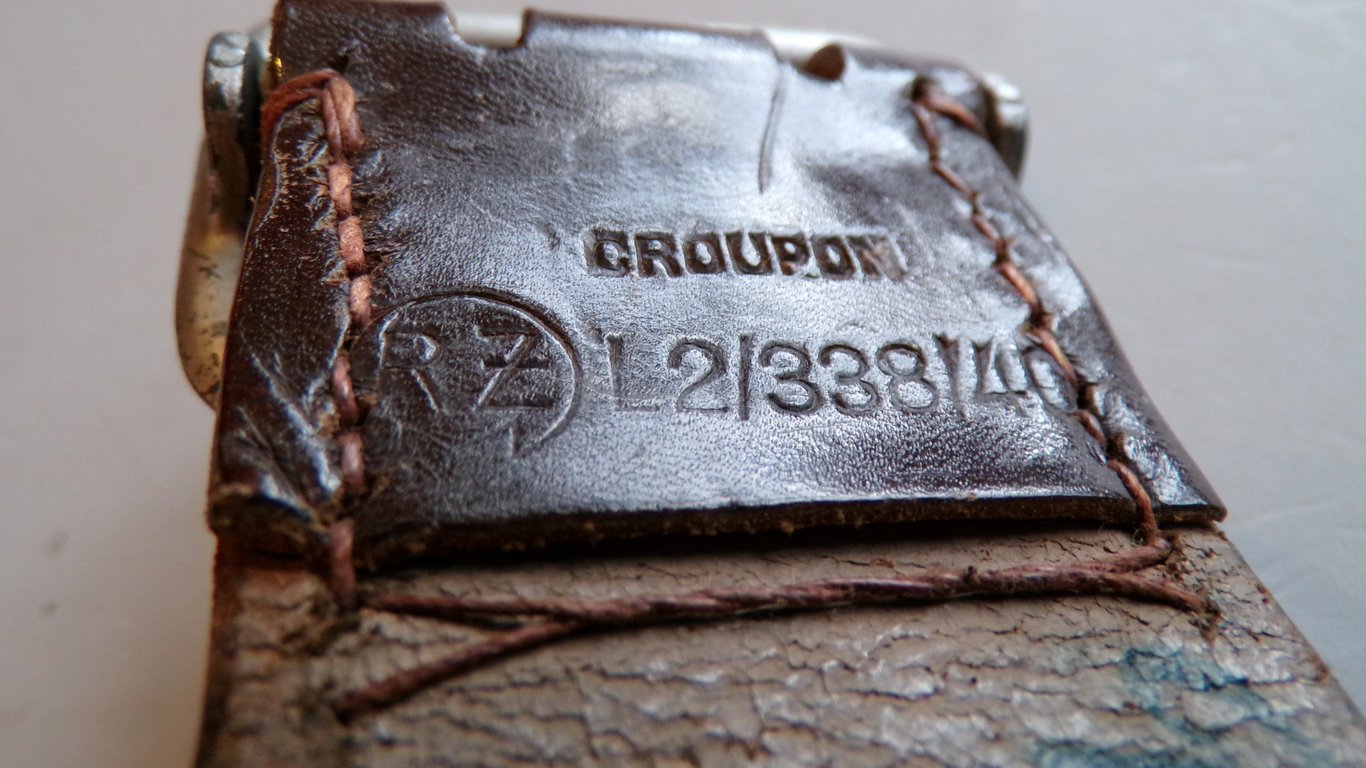 Political S.A zweidorn belt by Croupon