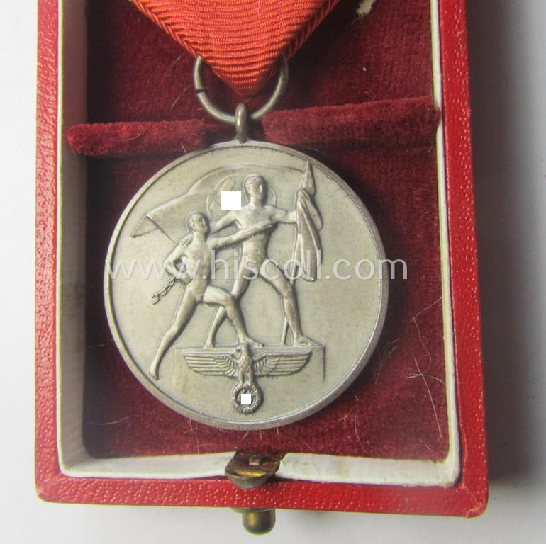 WH Austrian-occupation- (ie. 'Anschluss'-) medal: '13. März 1938' being a very attractive (and hardly tarnished!) example that comes stored in its bright-red-coloured- and/or typical non-maker-marked etui as issued