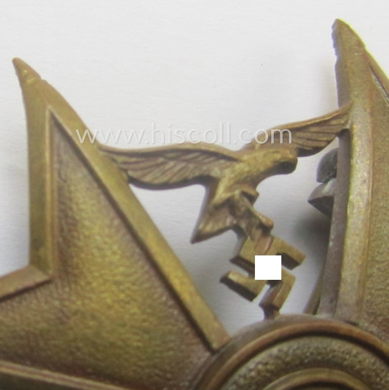 Superb - and actually fairly scarcely encountered! - 'Spanienkreuz ohne Schwerten in Bronze' being a neat non-maker-marked example that was produced by a to date still unidentified maker