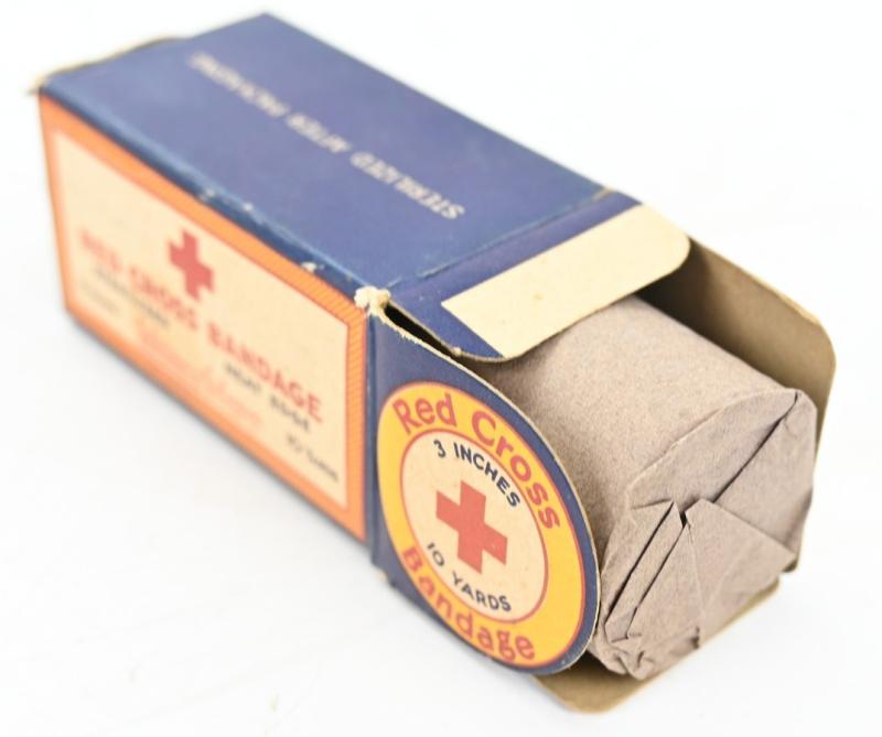 US WW2 Red Cross Bandage Pack with Content