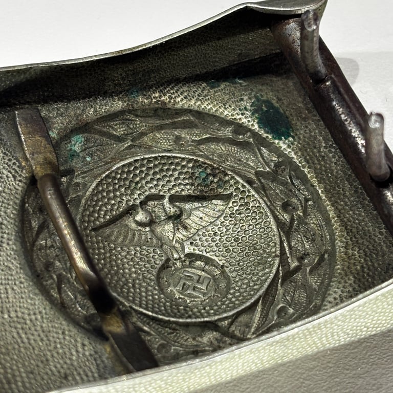 Early DLV Belt Buckle (1935 Pattern)
