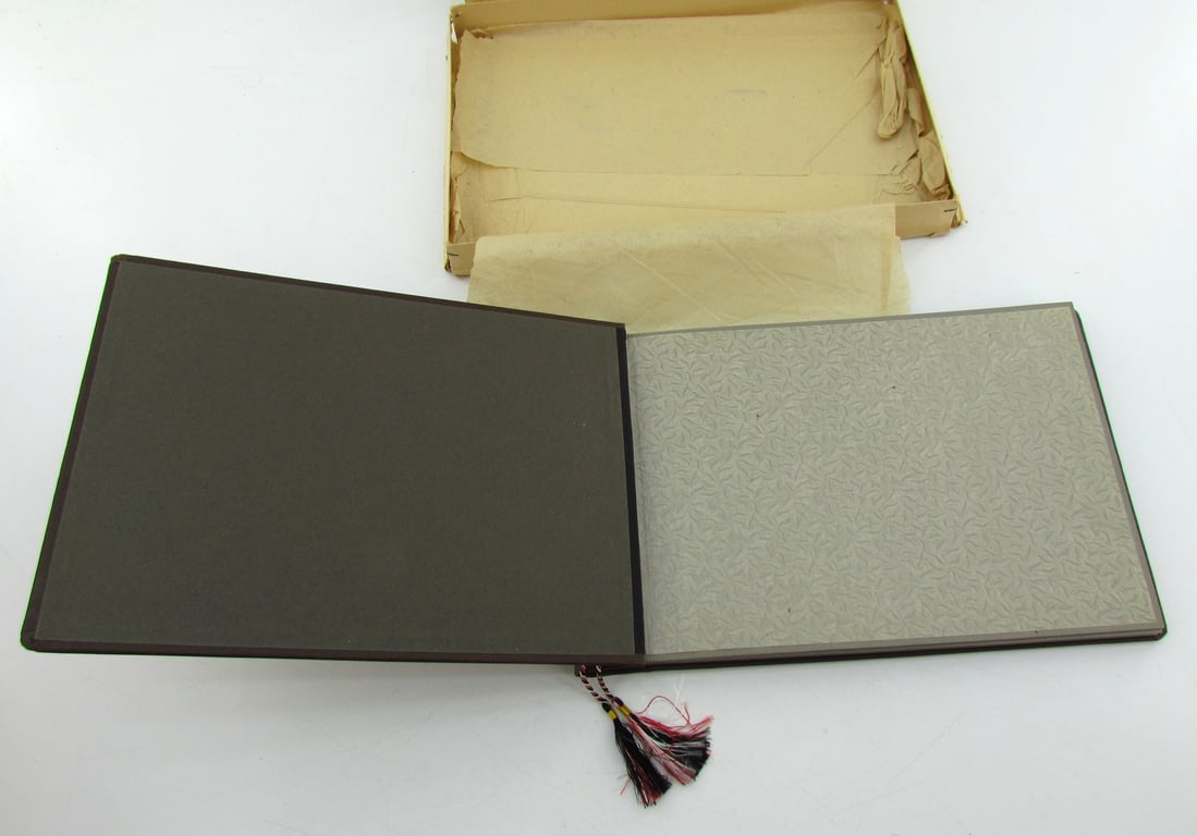 Mint Unissued WH (Heer) “Kriegserinnerungen” Photo Album in Original Box