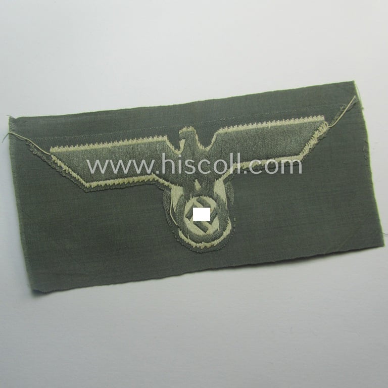 Attractive - and scarcely found! - WH (Heeres) early- (ie. pre)-war-period- and/or greyish-white-coloured breast-eagle of the so-called: 'M37-pattern' (ie. 'Brustadler für Mannschaften u. Uffz.') as was executed in the neat 'BeVo'-weave pattern