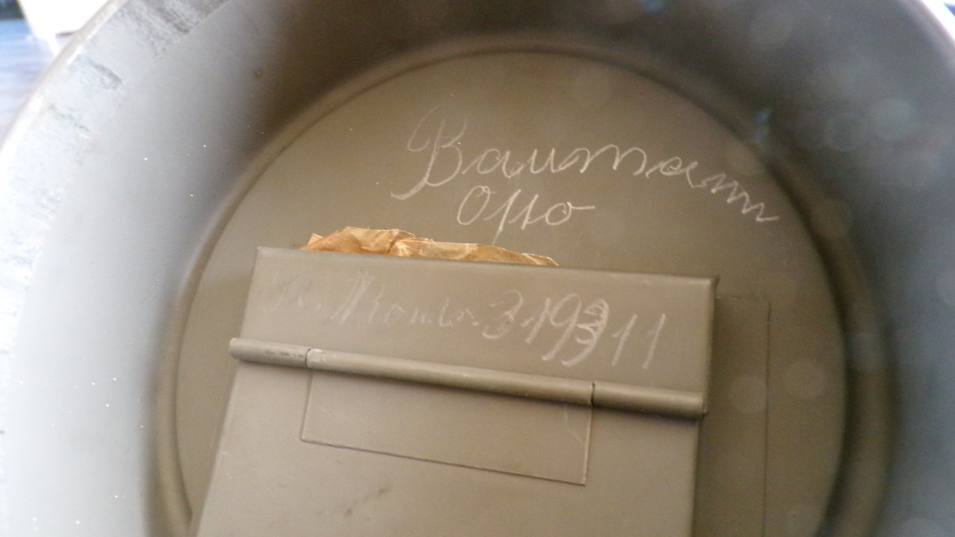 Daimler Benz Factory Guard Gasmask