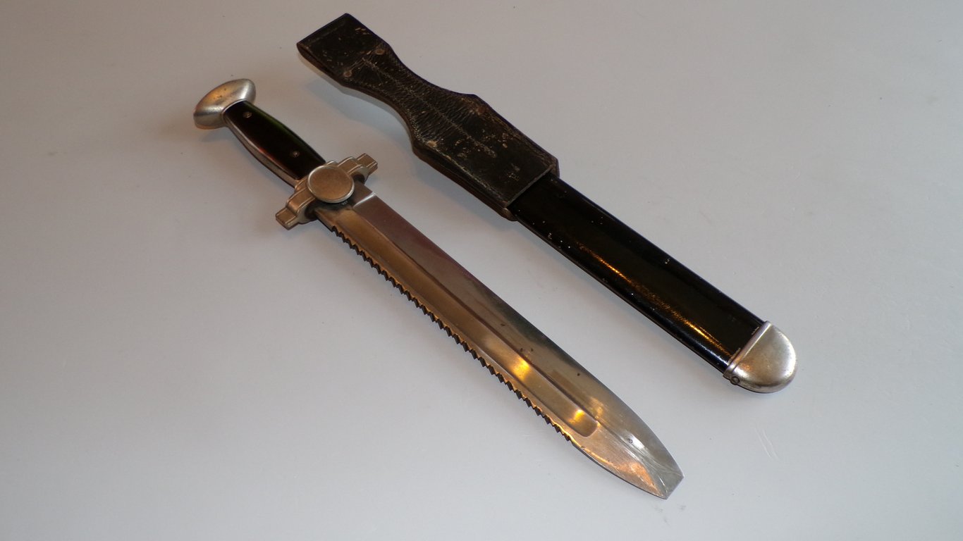 Deutsches Rotes Kreuz (DRK) Hauer für Mannschaften und Unterführer