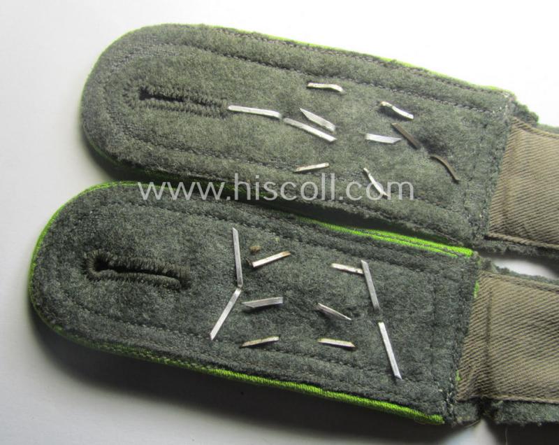 Moderately used pair of mid-war-period- (ie. 'M43'-pattern), WH (Heeres) NCO-type shoulderstraps: 'Oberfeldwebel des Grenadier-Rgts. 992' (part of the '278. Infanterie-Div.')