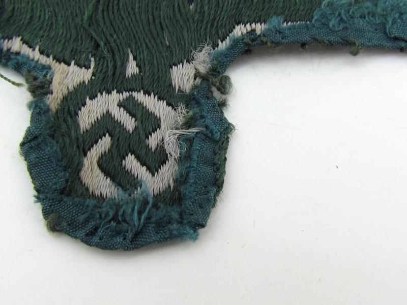 Wehrmacht (Heer) M36 ‘BeVo’ breast eagle