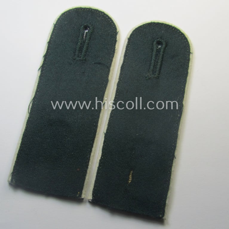 Pair of WH (Heeres) early-war-period- (ie. 'M40'-pattern and/or rounded-styled) neatly 'cyphered', EM-type shoulderstraps as was intended for a: 'Soldat des Infanterie-Rgts. 18'
