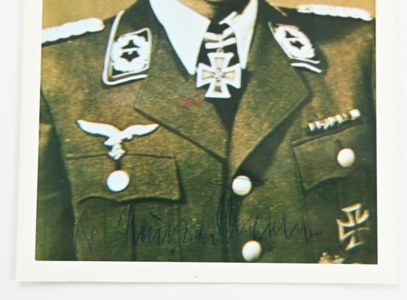 Signature of Luftwaffe KC Recipient 'Dr. Heinrich Neumann'
