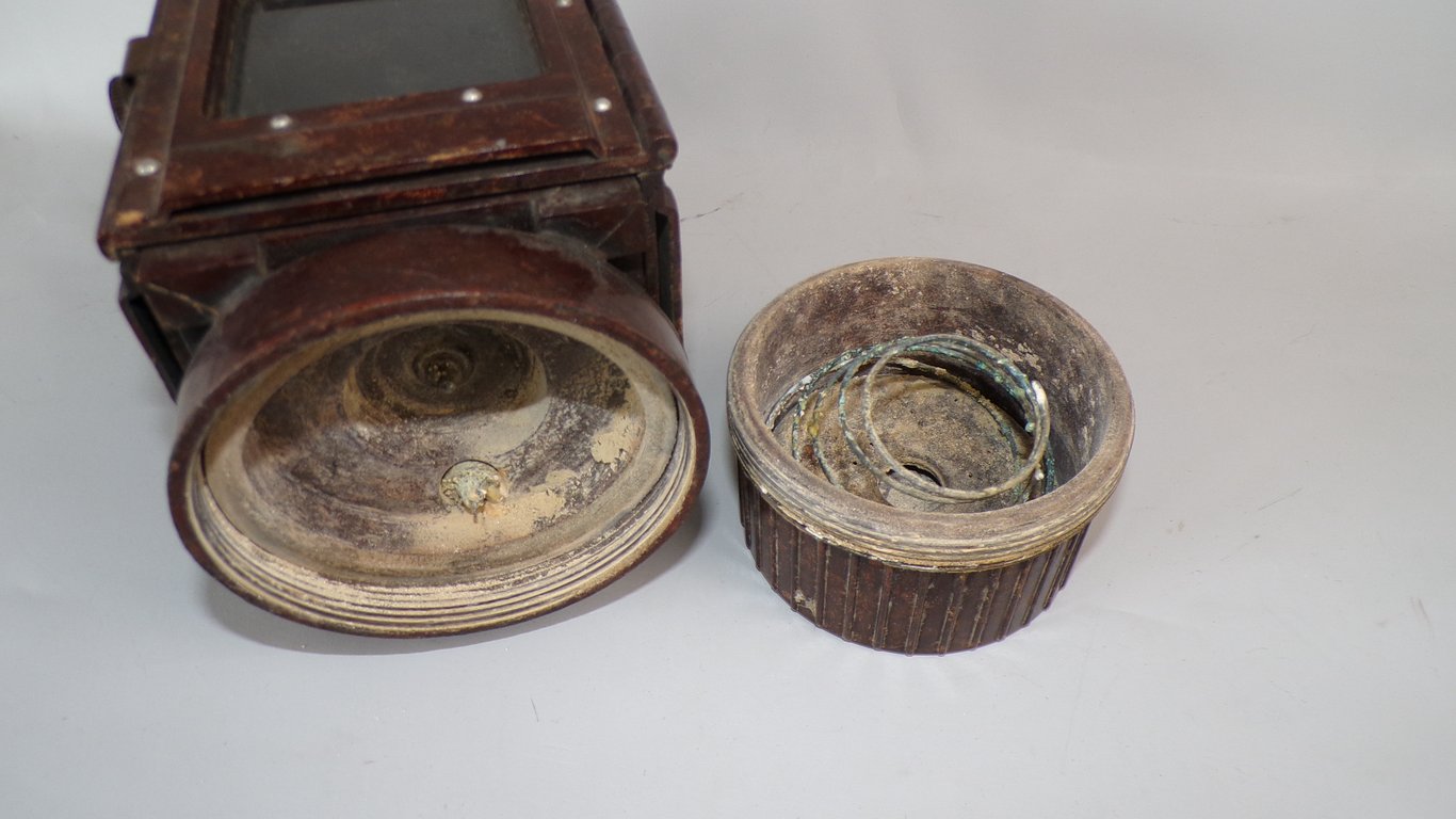 Einheitslaterne or (Bunker Lantern)