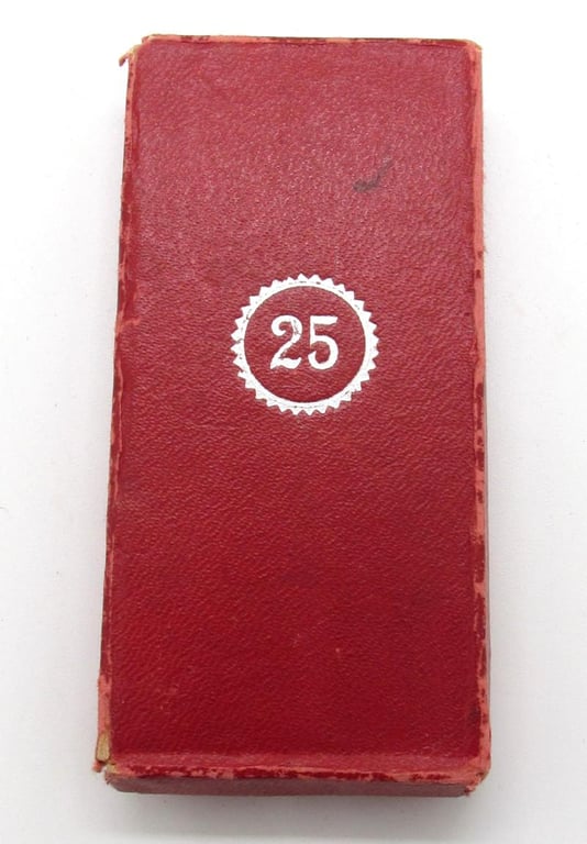 Cased 'Treudienst Ehrenzeichen 25'