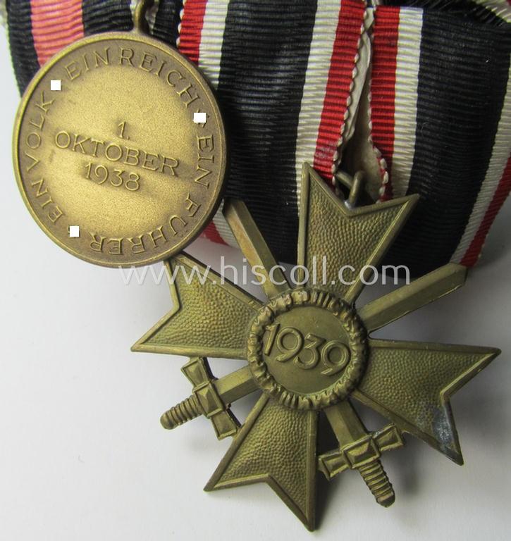 Attractive - and very nicely preserved! - 2-pieced WH (Heeres o. KM etc.) medal-bar (ie. 'Orden- o. Doppelspange') showing resp. a: 'KvK II. Kl. mit Schwertern' and a: Czech 'Anschluss'-medal