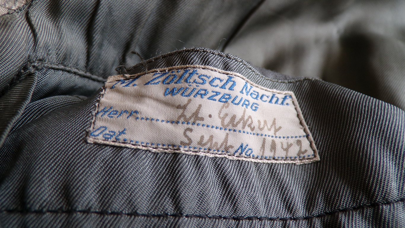 DKG Infantry Hauptmann Feldbluse