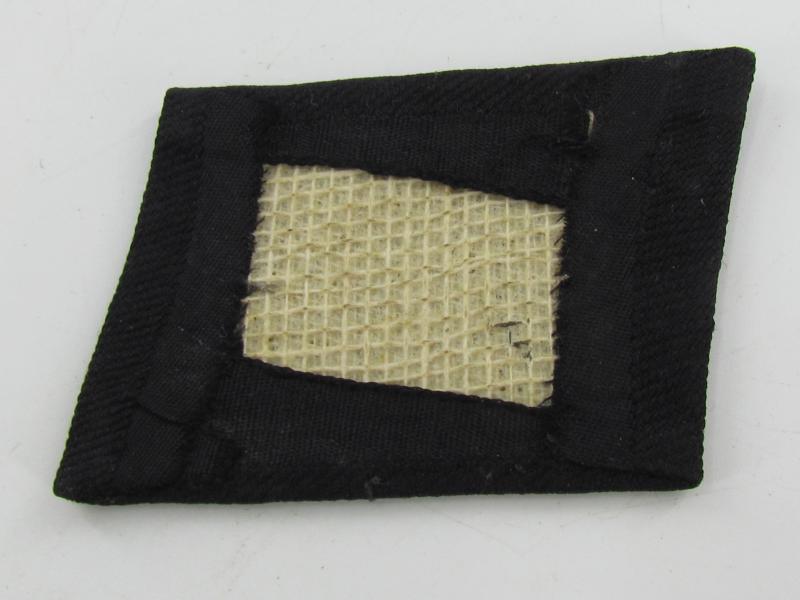Waffen-SS ‘BeVo’ collar tab