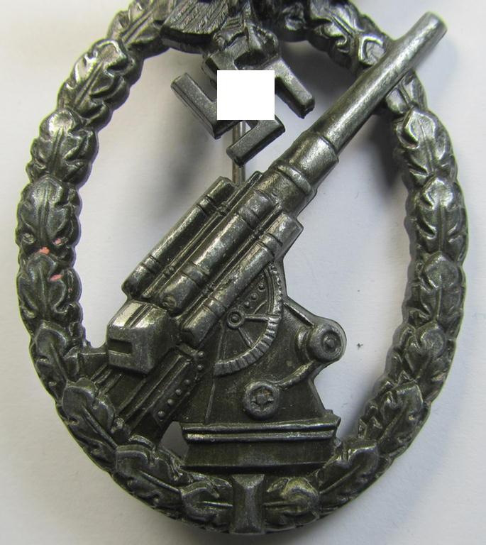 Superb, later-war period- and/or: zinc- (ie. 'Feinzink'-) based example of a maker- (ie. 'WH'-) marked, WH (Luftwaffe) 'Flakkampfabzeichen' (or: airforce anti-aircraft badge) as was produced by the desirable: 'Wilhelm Hobacher'-company
