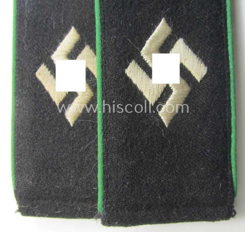 Pair of EM- (ie. NCO-) type 'Sicherheitsdienst'- (ie. 'SD'-) related shoulderstraps: 'Schützmannschaften' (ie. 'Schuma')