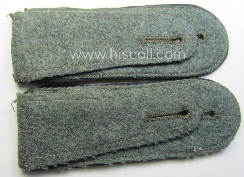 Pair of WH (Heeres) - I deem - early- (ie. mid-) war-period- (ie. 'M40 o. M43'-pattern) EM-type shoulderstraps: 'Soldat einer Pionier-Abtlgs.'