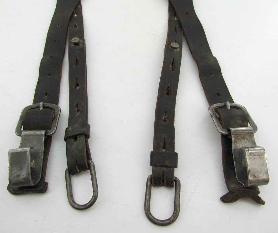 Early Wehrmacht Y-Straps – 1940 "Hidden-Stitch"