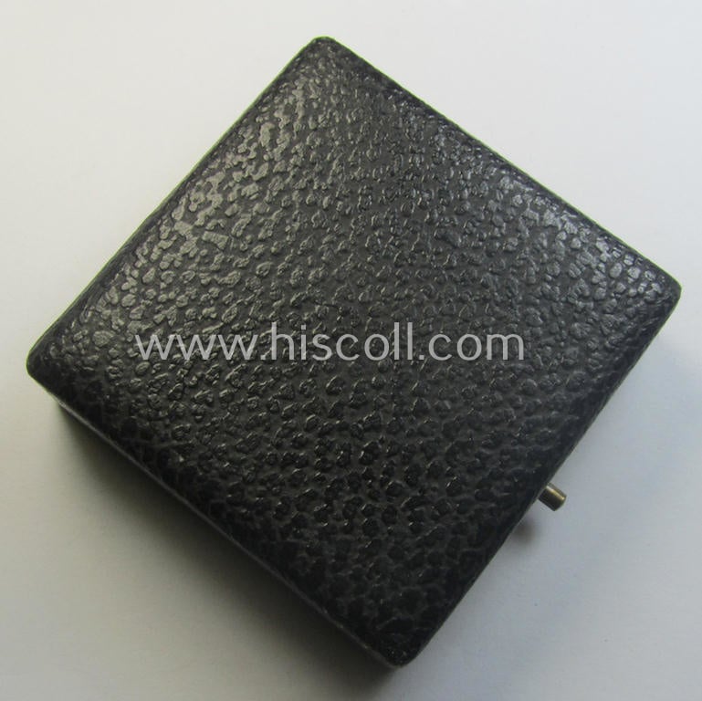 Greyish-silver-toned, 'Reichsnährstand'- (ie. 'RNSt.'-) related, commemorative-award-plaque entitled: '5. Reichsnährstands-Austellung - Blut und Boden - Leipzig 1939 - Frischbutter' and that comes stored in its period etui