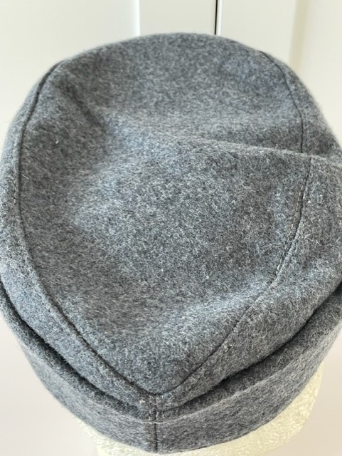 GERMAN WWII LUFTWAFFE M43 CAP DATED 1944.
