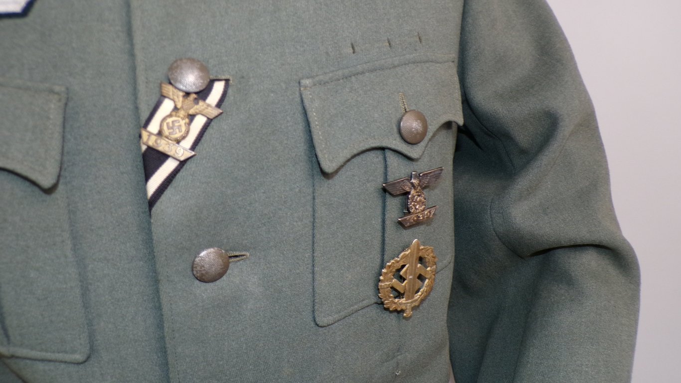Untouched Major's uniform from estate