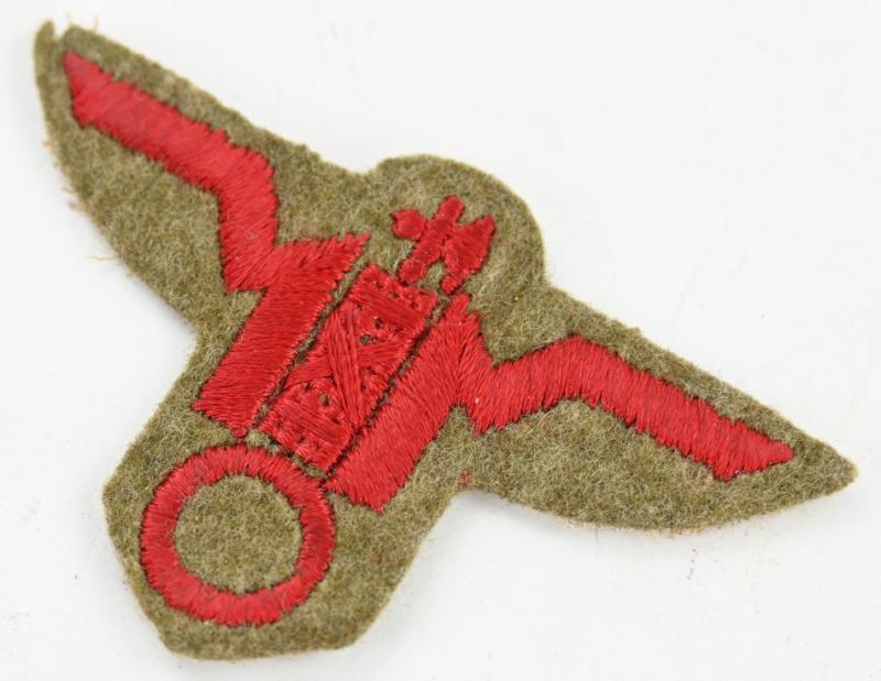 Italian WW2 GNR Cap badge