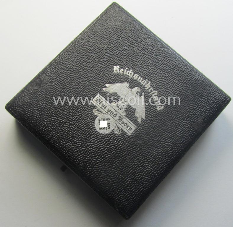 Greyish-silver-toned, 'Reichsnährstand'- (ie. 'RNSt.'-) related, commemorative-award-plaque entitled: 'Reichsnährstands-Austellung - Blut und Boden - Leipzig 1939 - erhitzte Milch' and that comes stored in its period etui