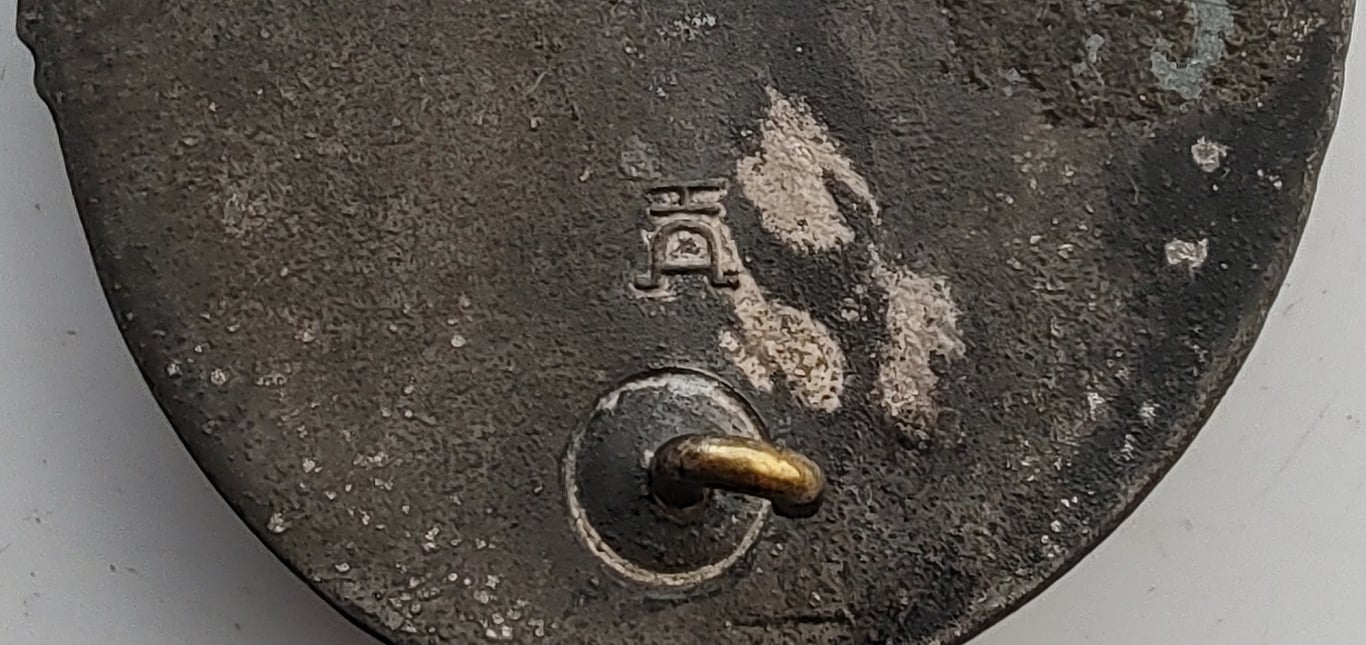 Original Panzer Assault Badge Bronze by Hermann Aurich (Panzerkampfabzeichen in Bronze)