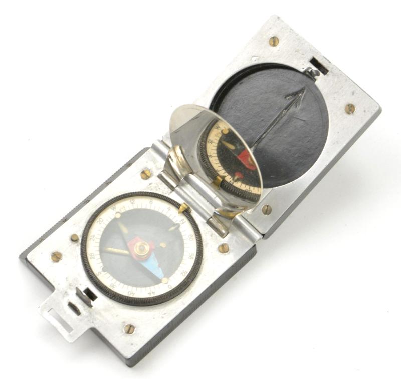 German HJ Compass