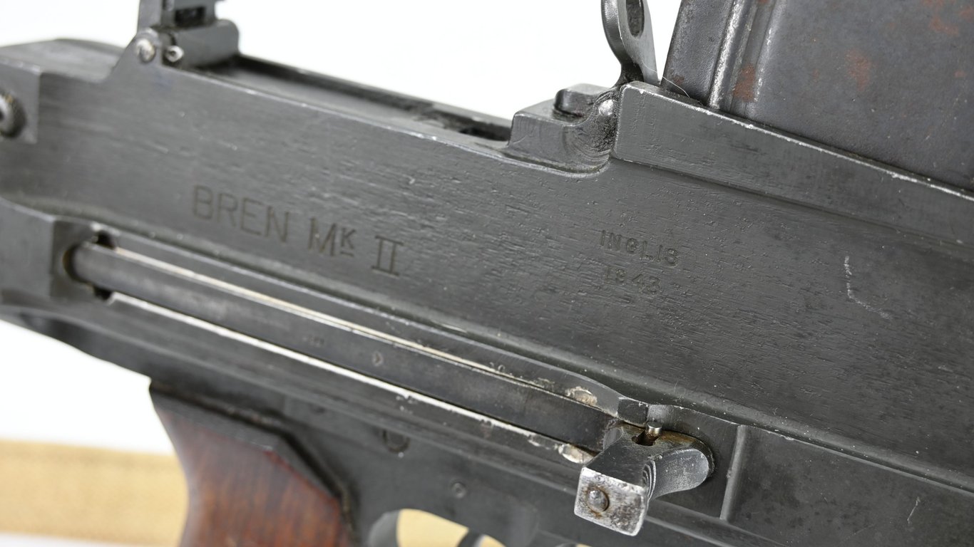 Canadian WW2 Bren MK 2 Machine Gun 1943