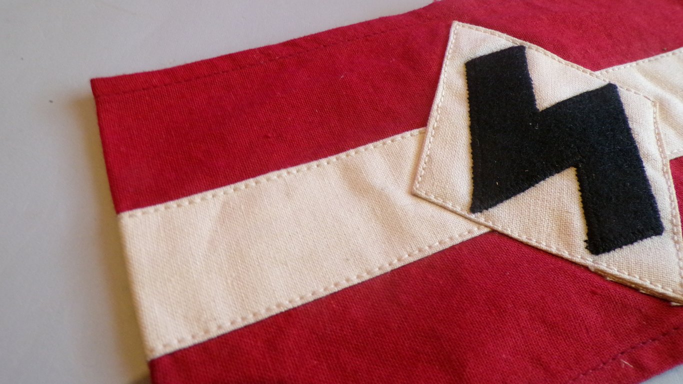 Unissued Deutsches Jungvolk Multi-layer armband