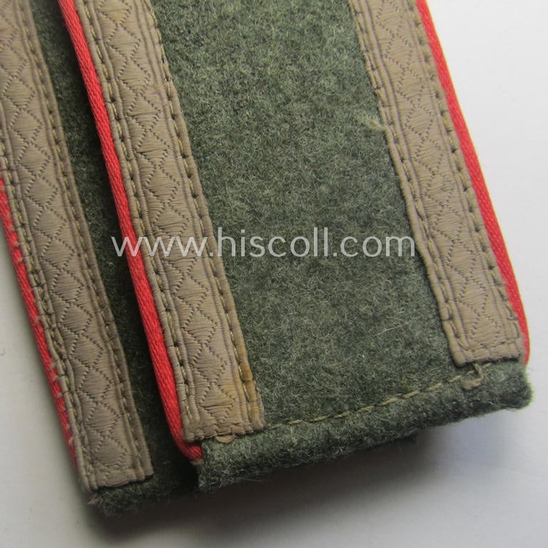 Superb pair of WH (Heeres) 'M41 o. M43'-pattern, NCO-type shoulderstraps as piped in the bright-pink-coloured branchcolour as was intended for an: 'Unteroffizier einer Panzerjäger-Abtgs.'