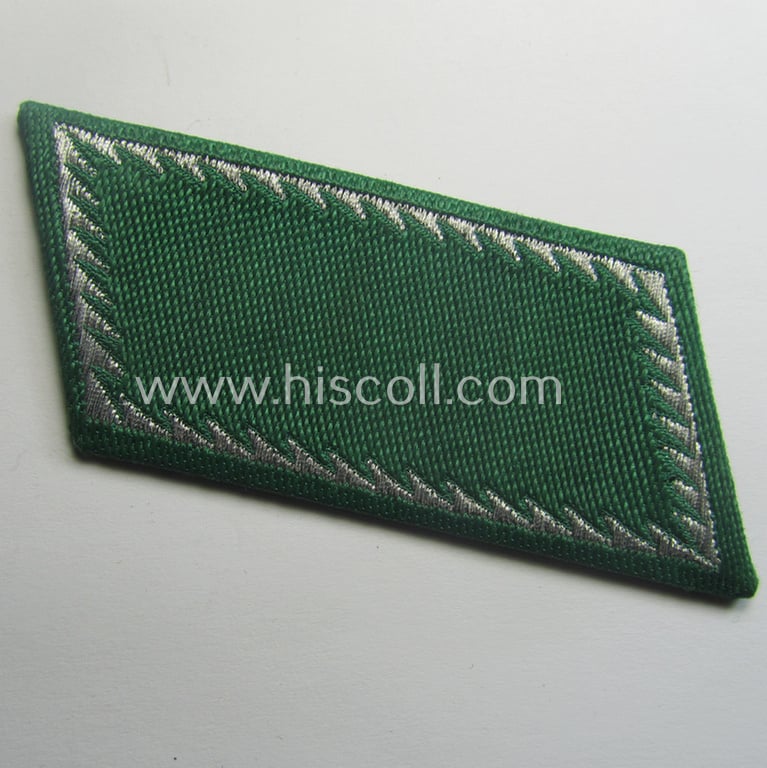 Pair of TR- ie. WWII-period 'Kragenpiegelsatz der Landzollbeambten o. Zollgrenzschutz' as specifically intended for a: 'Zollgrenz-Angestellter'