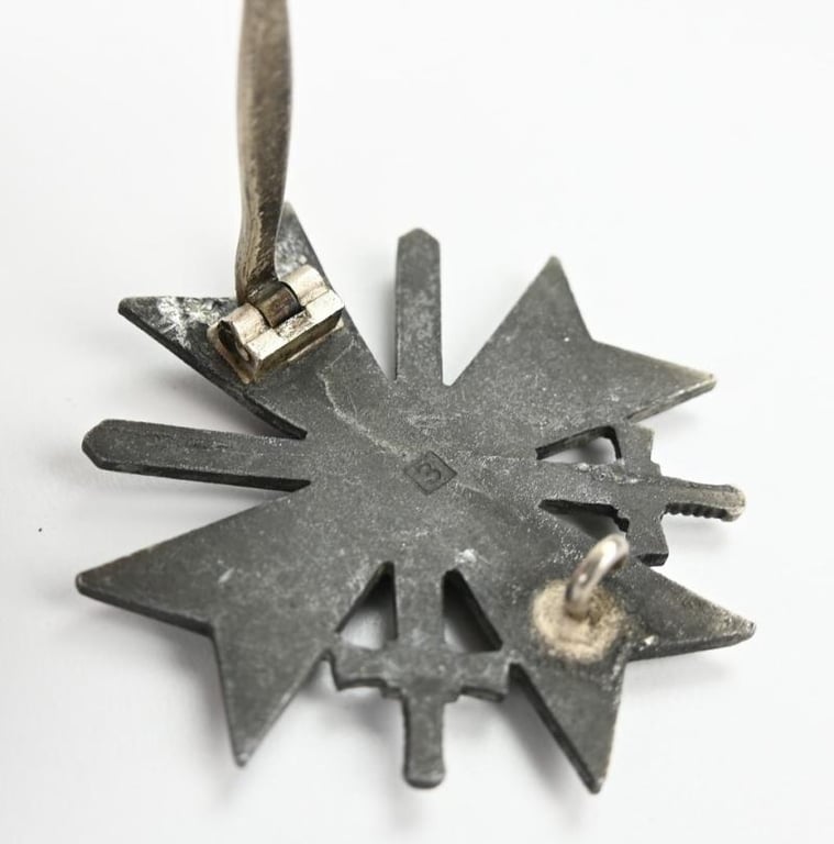 German Cased War Merit Cross 1.Class with Swords '3'